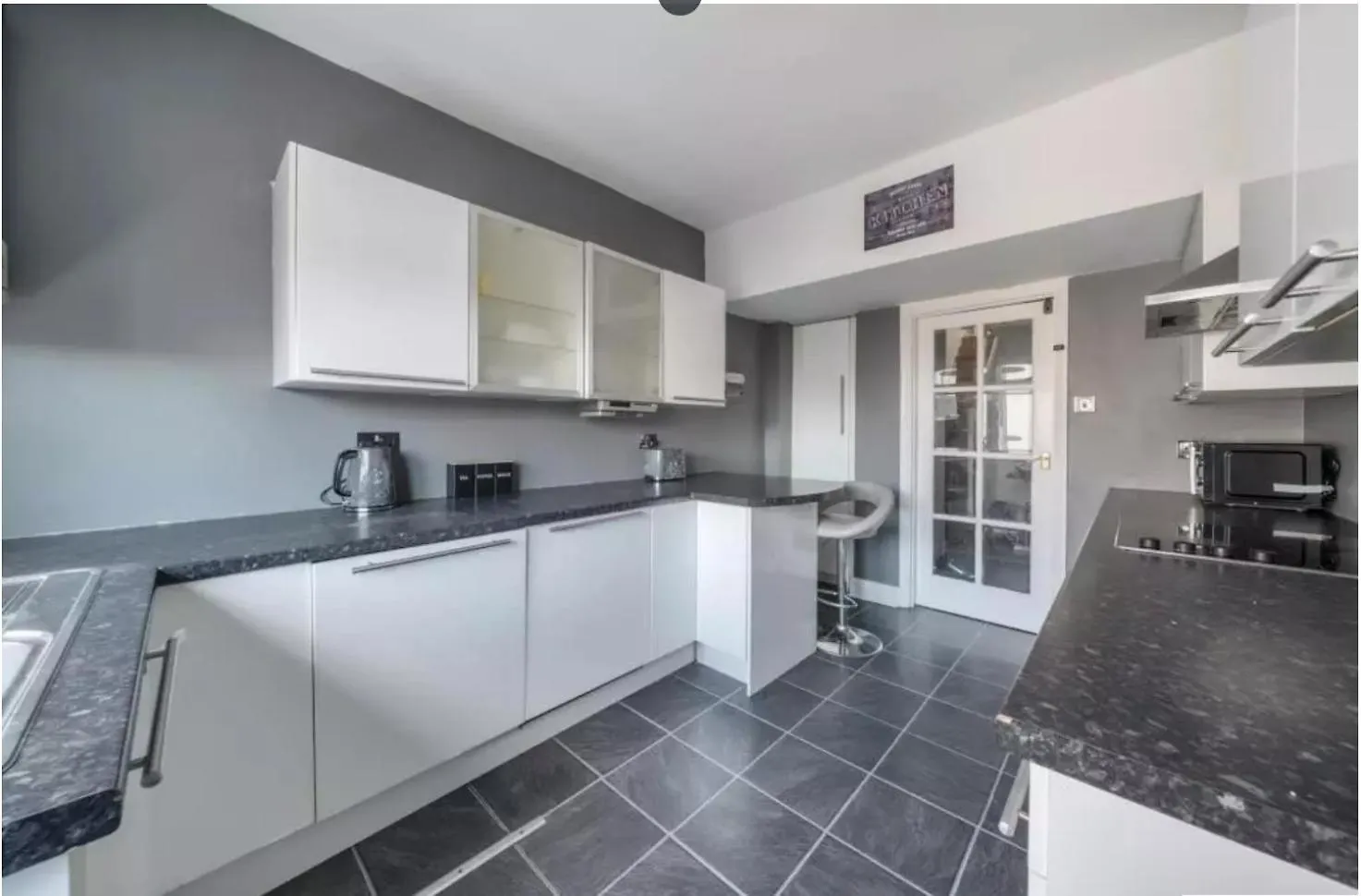 Nursery Lodges Sunbury-on-Thames Apartment